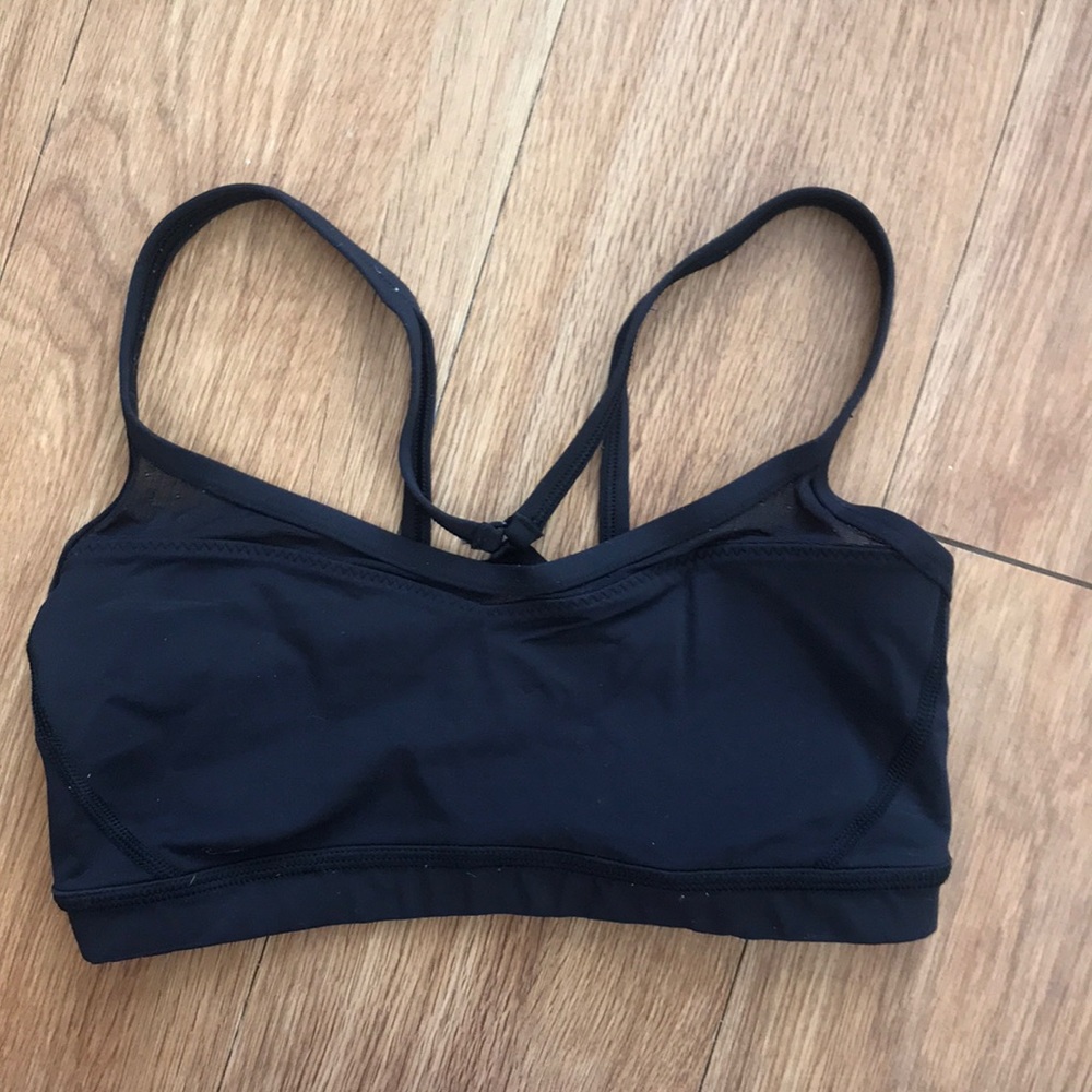 Lululemon black sports bra size 4